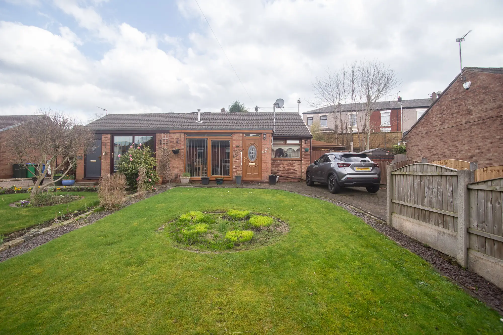 Pilsworth Road, Heywood, OL10 3EZ